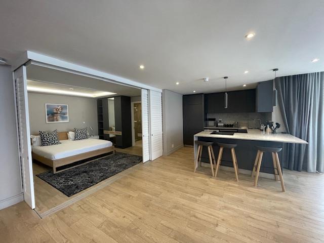 To Let 2 Bedroom Property for Rent in Sea Point Western Cape